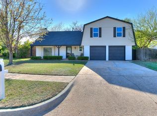 506 Rambling Oaks Dr, Norman, OK 73072