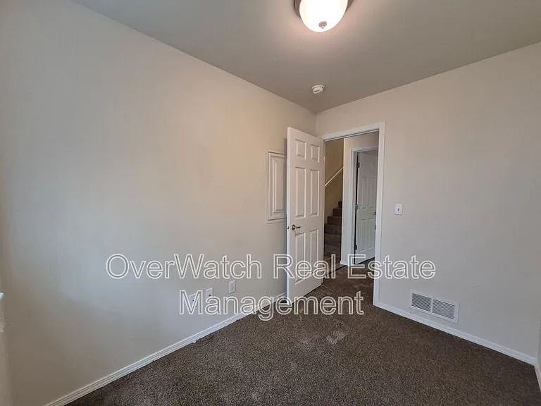 5595 Sapphire Loop — Photo 11