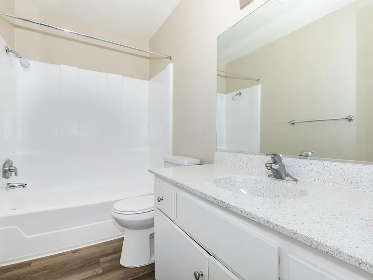 Wateridge Apartment Homes — Photo 36