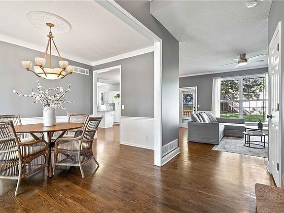 4th image of 8920 W 127th Pl