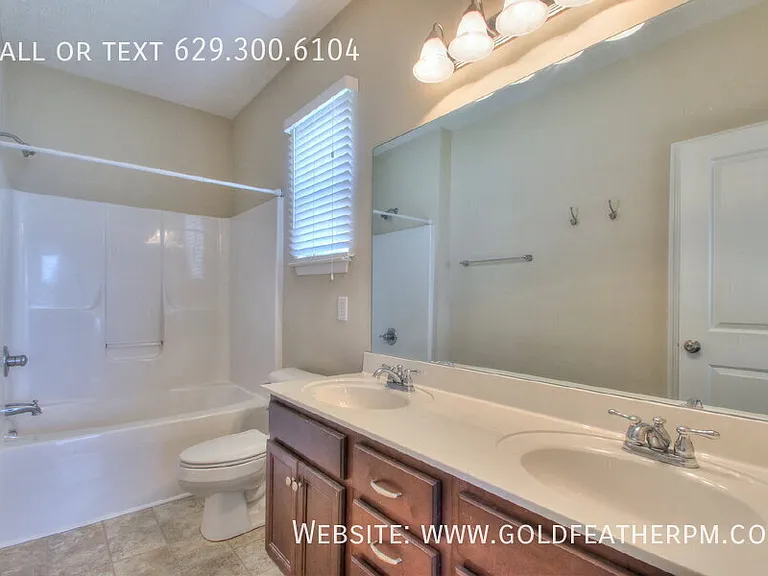 126 Trenton Ln — Photo 16