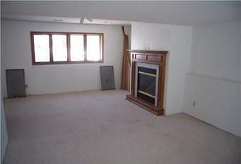 4th image of 16054 Fairgreen Ave