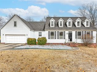 3134 N Warwick Dr, Fayetteville, AR 72703