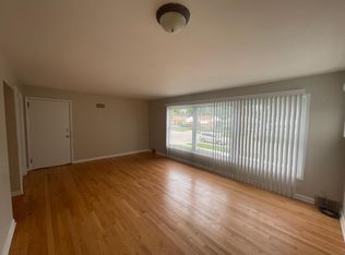 152 S Plum Grove Rd APT 2S, Palatine, IL 60067