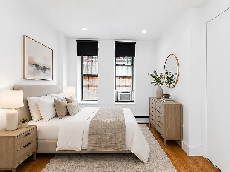 143 W 4th St #B3 — Photo 4