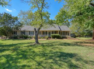 404 Cresthaven Dr, Boiling Springs, SC 29316