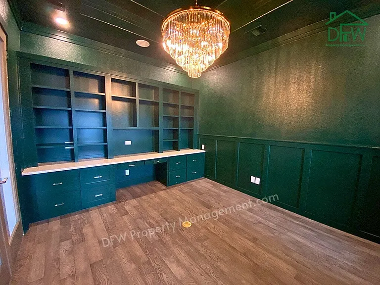 2151 Lassen Dr — Photo 16