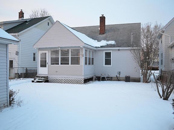 5th image of 1122 Hovey St SW