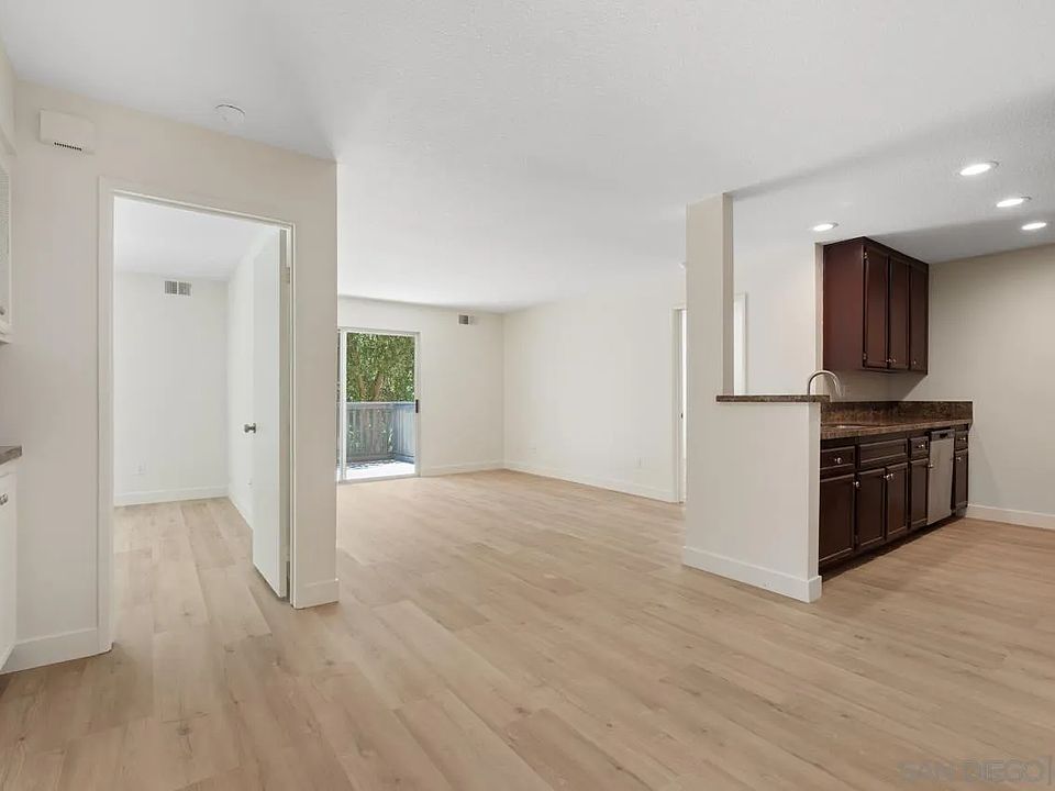 1st image of 7190 Shoreline Dr #6108