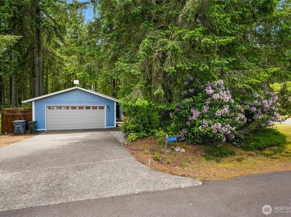 11222 Country Club Place, Anderson Island, WA 98303