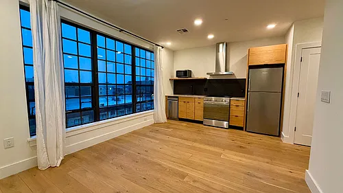 Floor plan 612