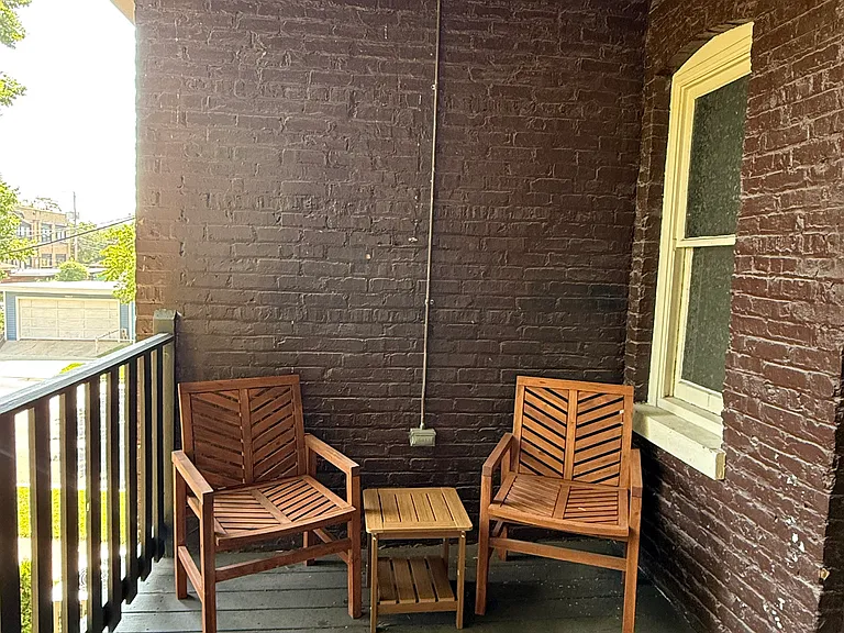 132 Circle Ave #2R — Photo 13