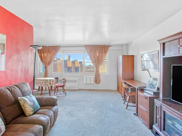460 Neptune Ave APT 20T, Brooklyn, NY 11224