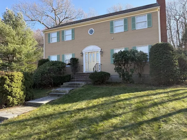 88 Patricia Dr, Milton, MA 02186