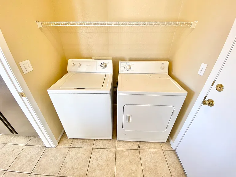 5828 Fern Gully Way — Photo 8
