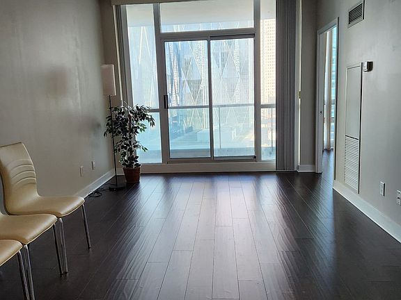 5th image of 12 Yonge St #2101