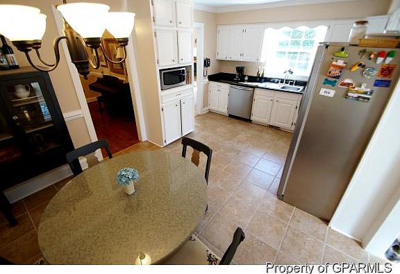 5th image of 3601 Tucker Dr