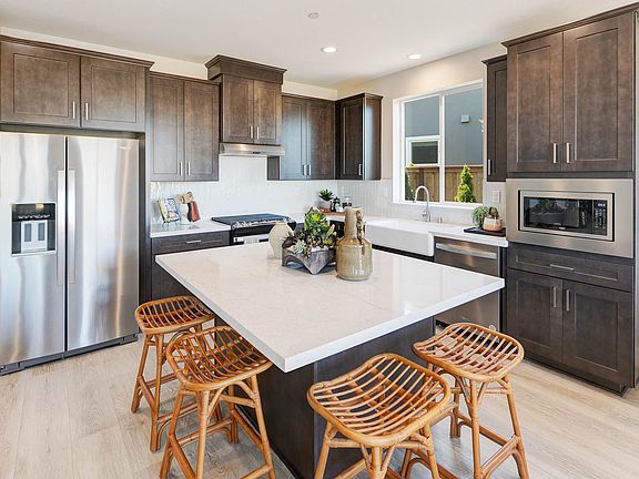 5th image of 1306 Parkcrest Cir #94K6TK