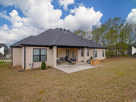 2nd image of 9749 Cliffside Dr