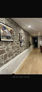 149 Ossington Ave #B