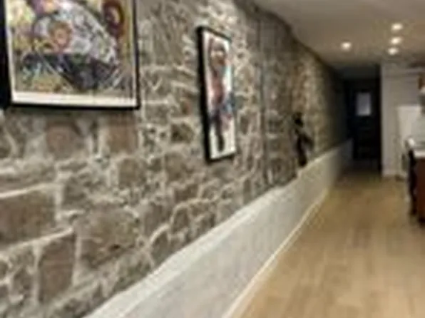 149 Ossington Ave #B, Toronto, ON M6J 2Z6