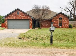 702 Badger St NE, Piedmont, OK 73078