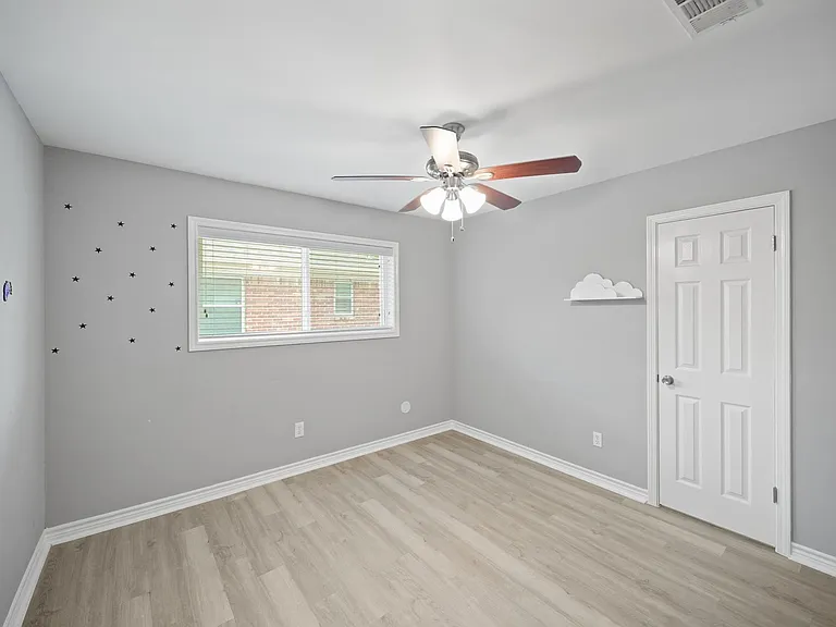 6215 S Braeswood Blvd — Photo 23
