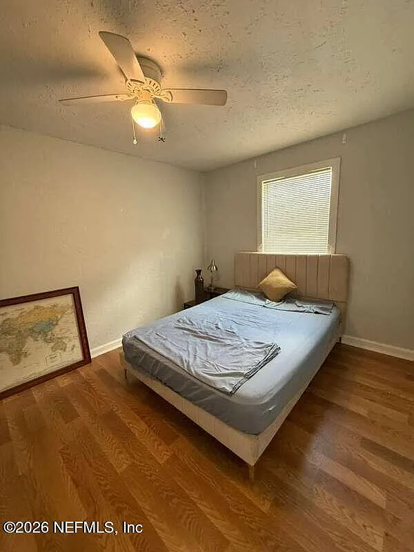 2 bed, 1.0 bath, 760 sqft, $1,000 — Photo 4