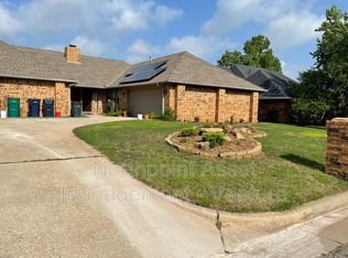 7005 Lakepointe Dr, Oklahoma City, OK 73116