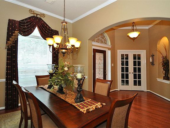 4th image of this home