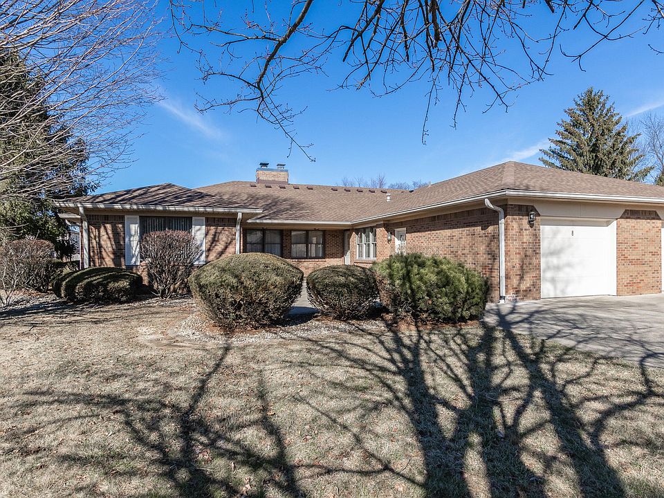 1st image of 8 Marywood Dr