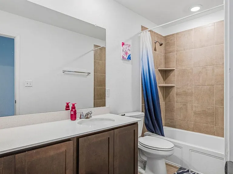 1733 Catahoula Dr — Photo 25