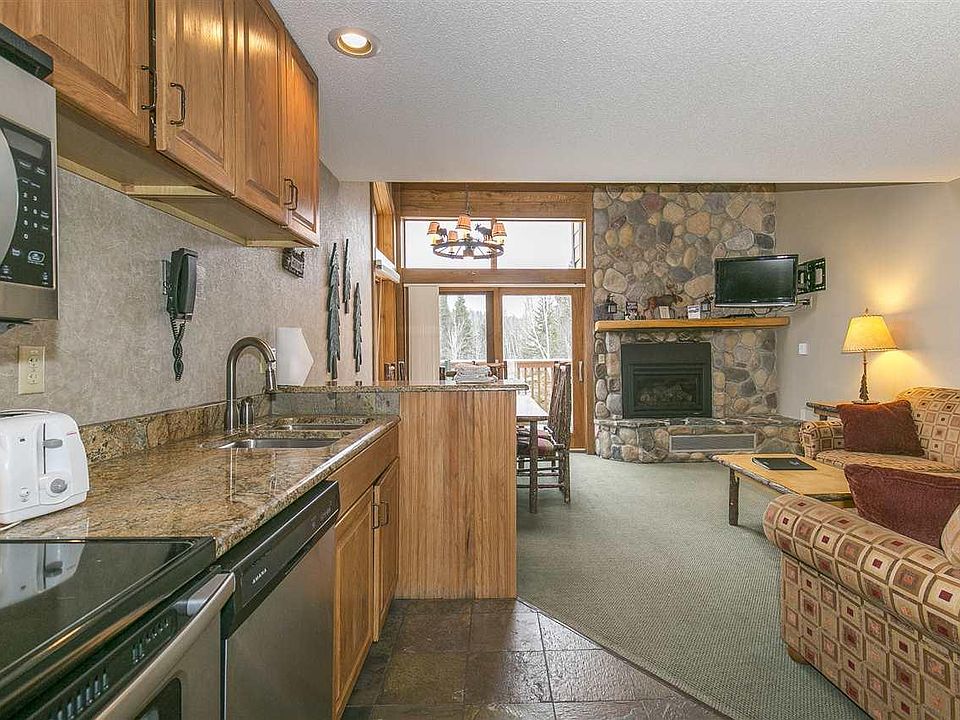 1st image of 521 Moose Mountain Dr