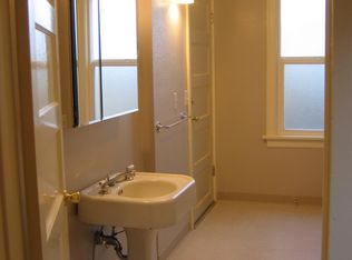 704 SE 34th Ave, Portland, OR