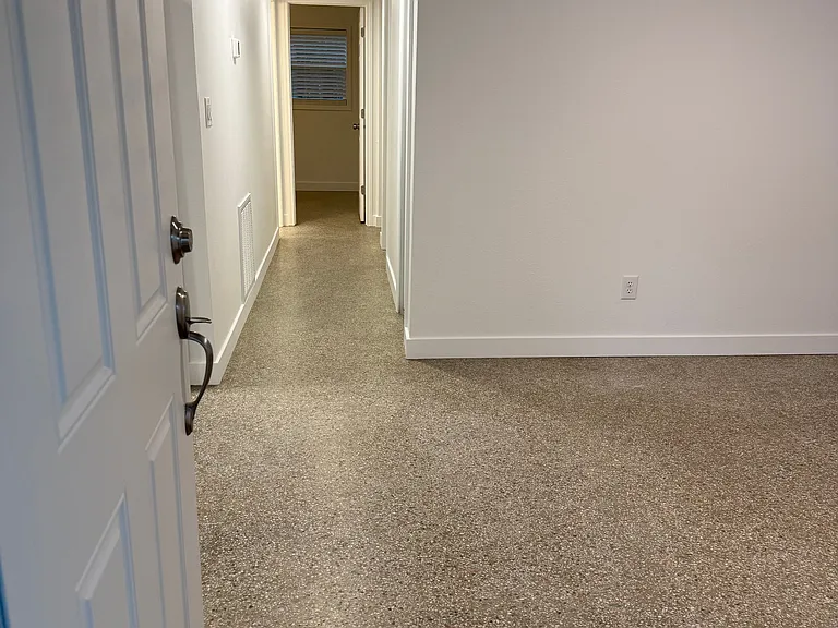 182 W Lakeview Ave — Photo 22