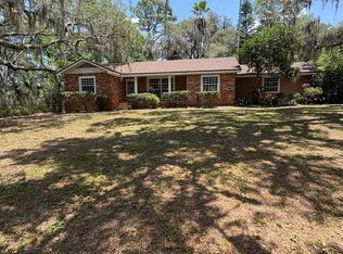 2227 Country Club Dr, Deland, FL 32724