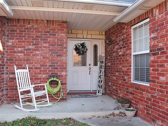 4th image of 2212 Apple Blossom Ln