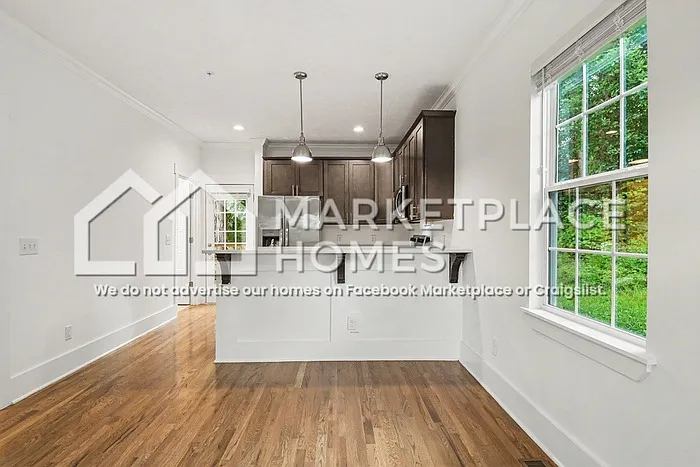 185 Peach St — Photo 5