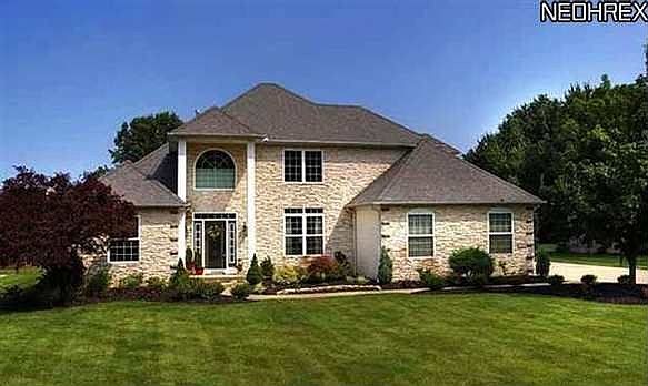 1st image of 35988 Falcon Crest Ave