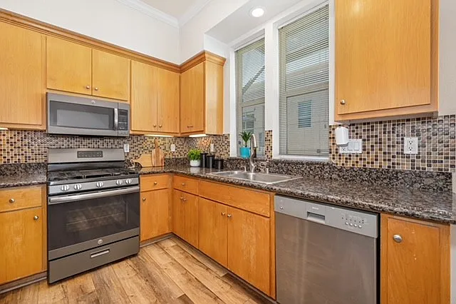 283 McDowell Ln — Photo 3