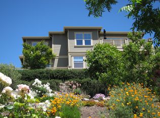 5652 Eastlake Dr, Santa Rosa, CA 95409