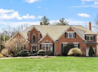 17 Sandy Ridge Rd, Sterling, MA 01564