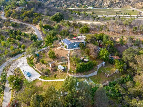 2966 Rainbow Valley Blvd, Fallbrook, CA 92028