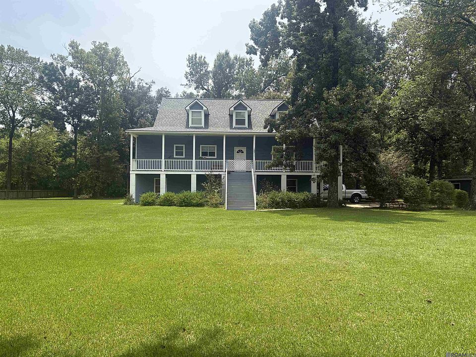 1st image of 18911 Tall Oaks Ct