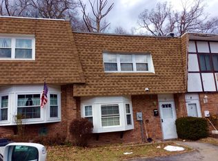 6 Roundtree Ct, Beacon, NY 12508