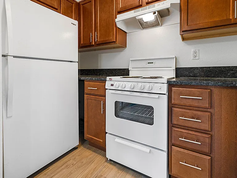 3209 Roberta St — Photo 8