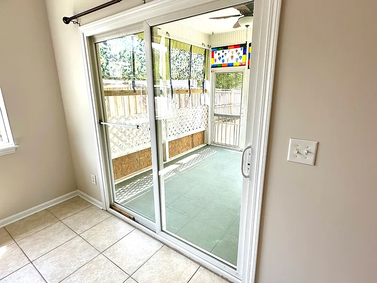 313 Coralstone Ct — Photo 18