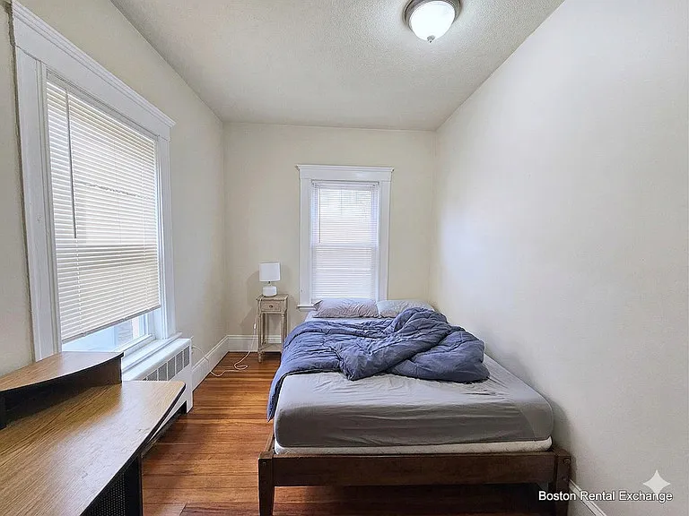 91 Frederick Ave — Photo 10