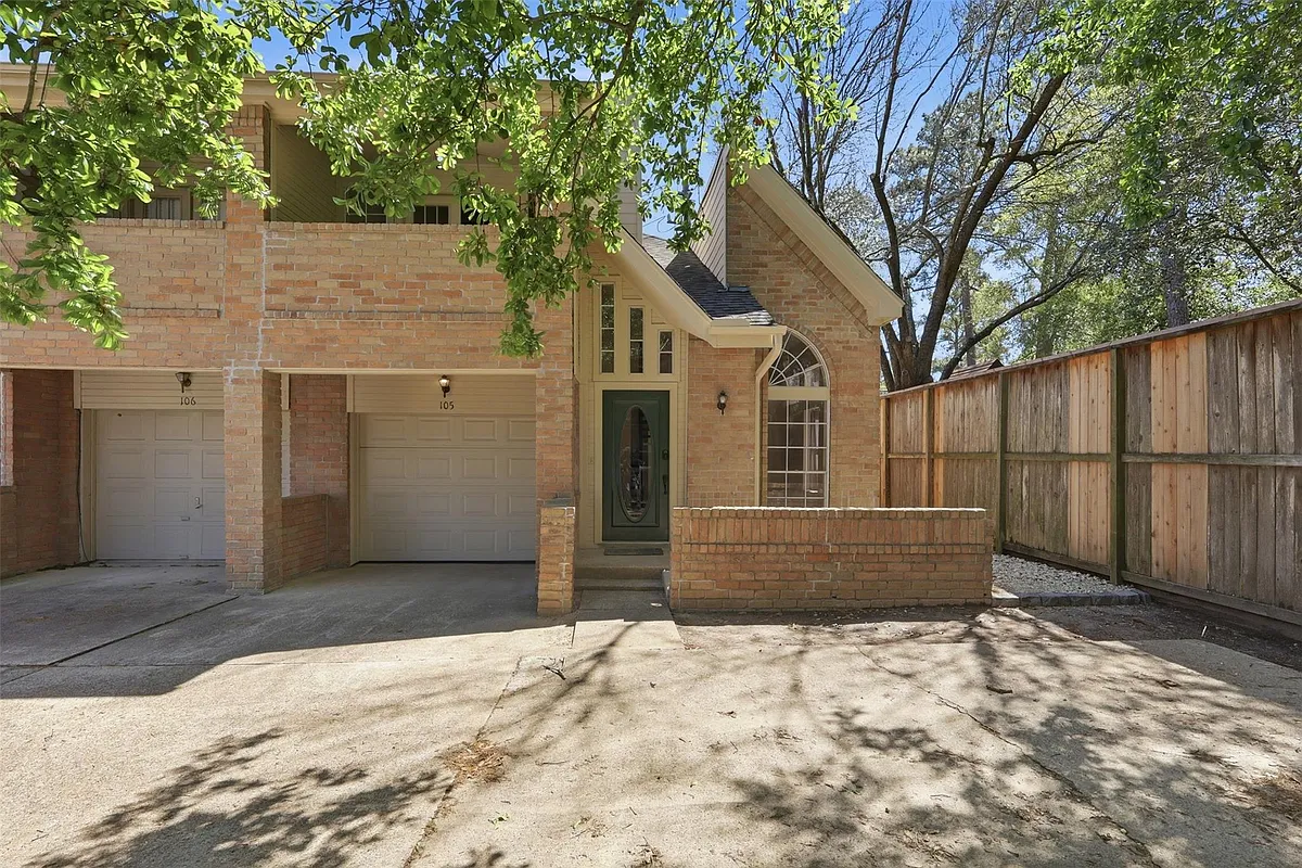Building Photo - 5515 Strack Rd #105