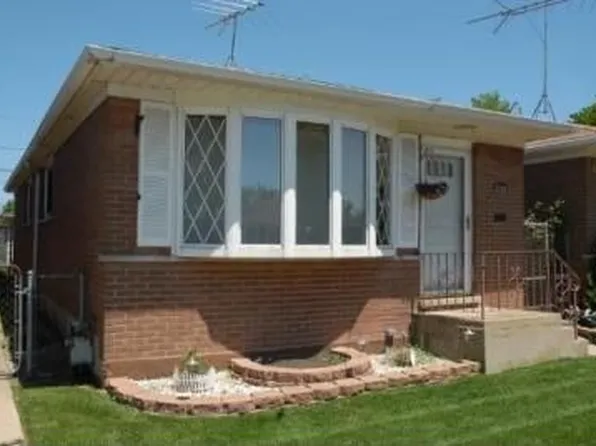 2752 E 127th St, Chicago, IL 60633